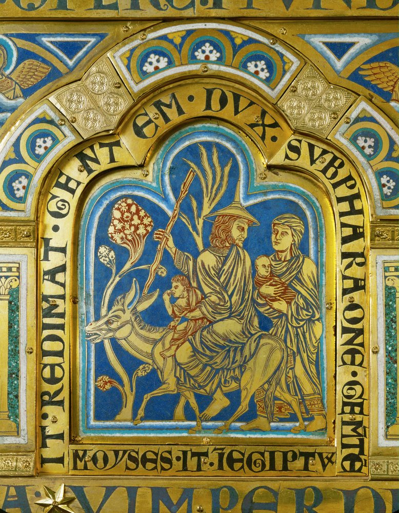 Moses vender tilbake til Egypt med sin kone Sippora og to sønner … (emalje på forgylt kobber) av Nicholas of Verdun