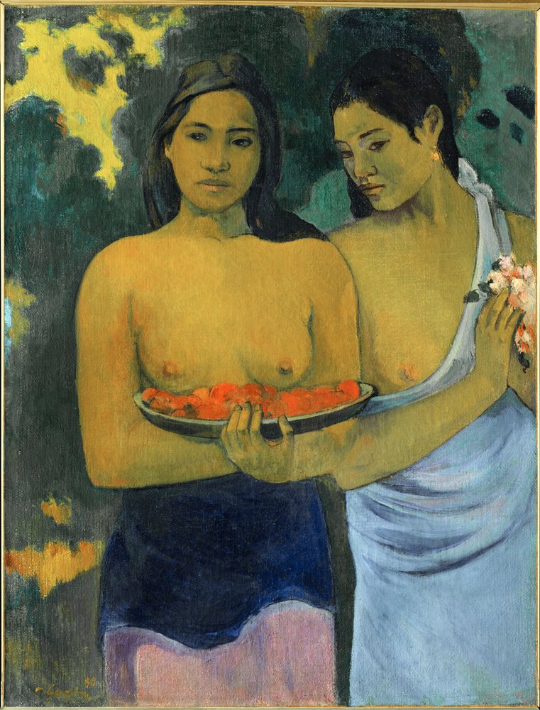 To tahitiske kvinner som tilbyr røde frukter og rosa blomster (olje på lerret) av Paul Gauguin