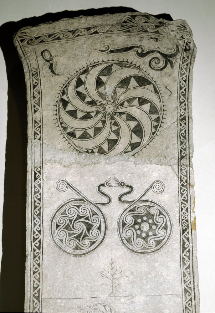 Runestein med solsymbol, 7.-8. århundre av Viking