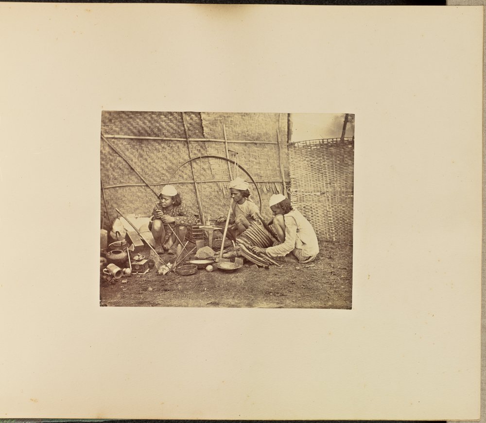 [Smeder] av Willoughby Wallace Hooper
