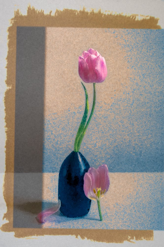 Stilleben med rosa tulipaner av Birdie Ni
