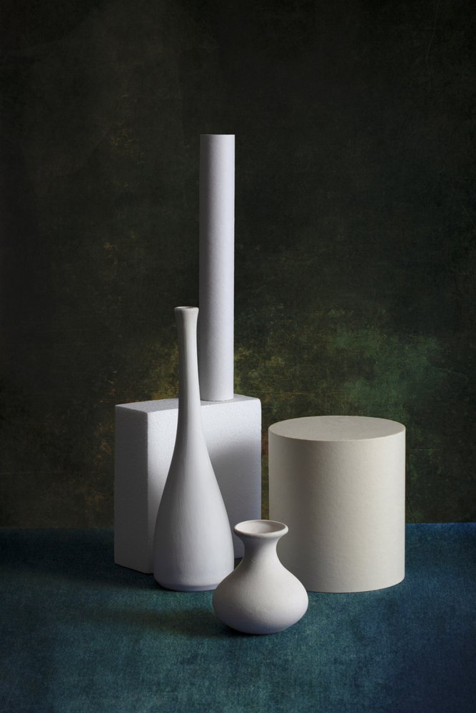 Elegante geometriske vaser av Brig Barkow