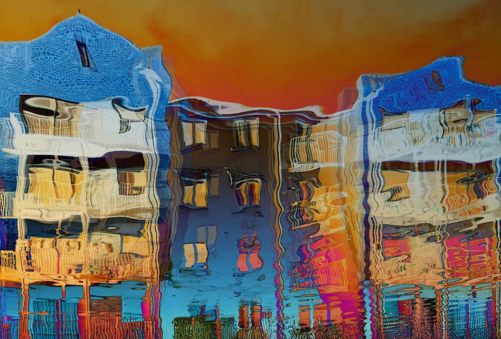  av Chris Hamilton