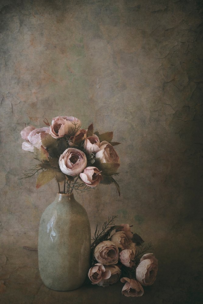Mykt blomsterstilleben av Cicek Kiral