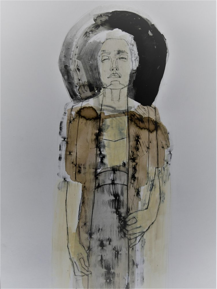 Kontemplativ kvinnefigur av Doris Schmitz