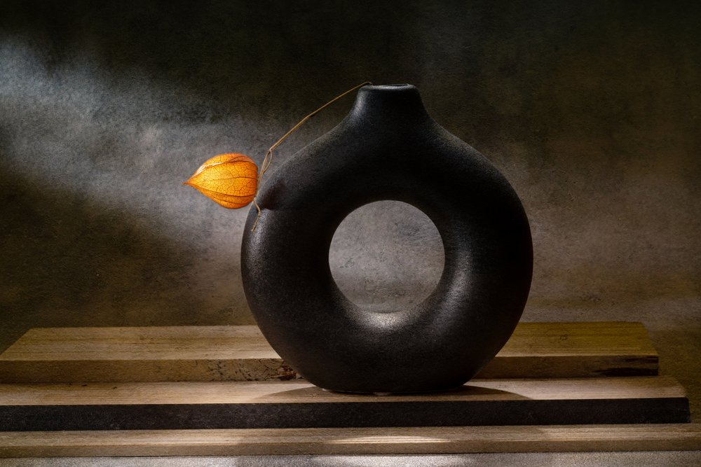 Moderne vase i høstglød av Igor Kopcev