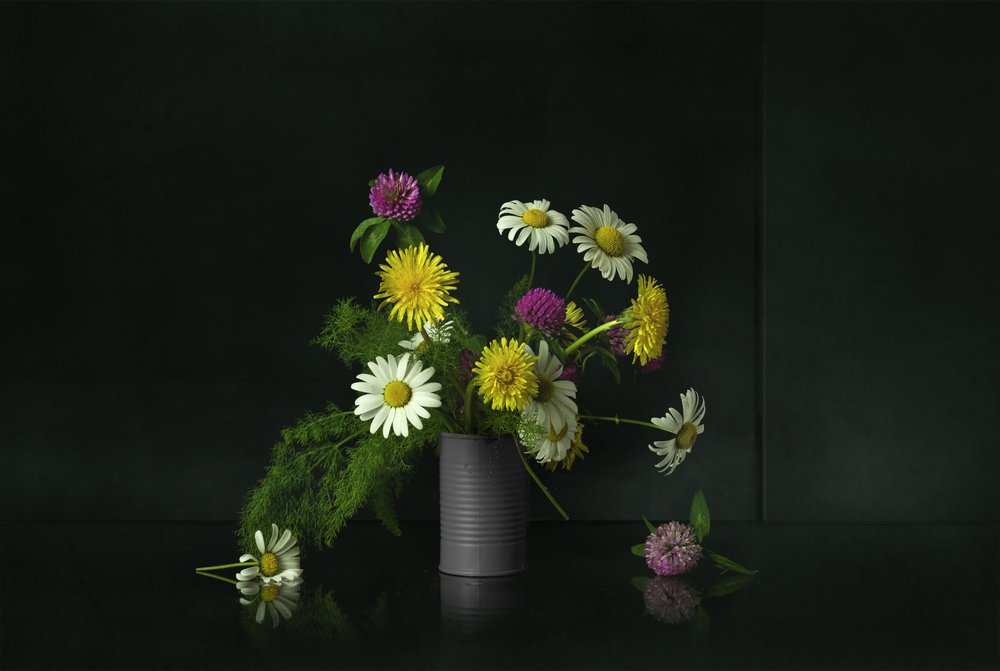 Stilleben med villblomster av Juan Antonio Palacios
