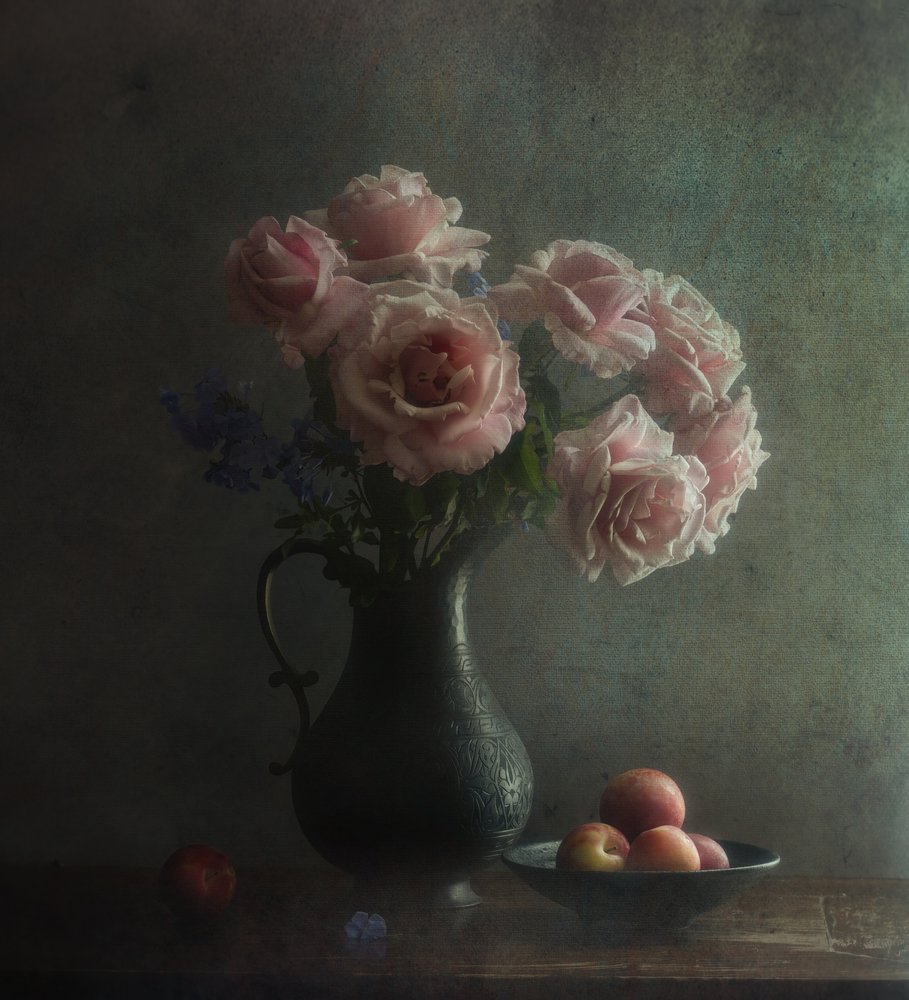 Stemningsfulle rosa roser og ferskenfarger av Judy Tseng