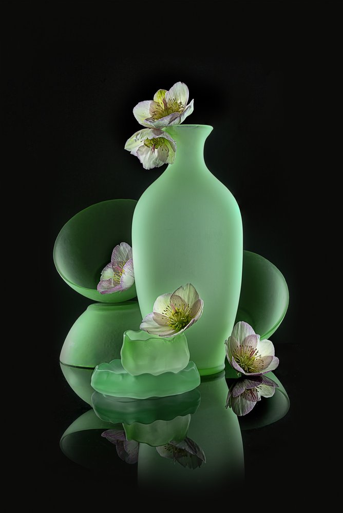 Elegant grønt blomstermotiv av Lydia Jacobs