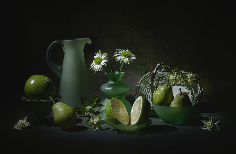Elegant grønn stilleben av Lydia Jacobs