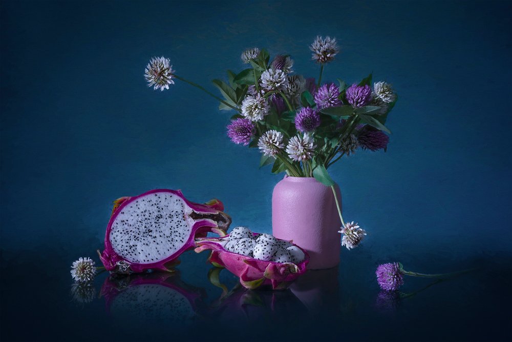 Stemningsfulle dragefruktblomster av Lydia Jacobs