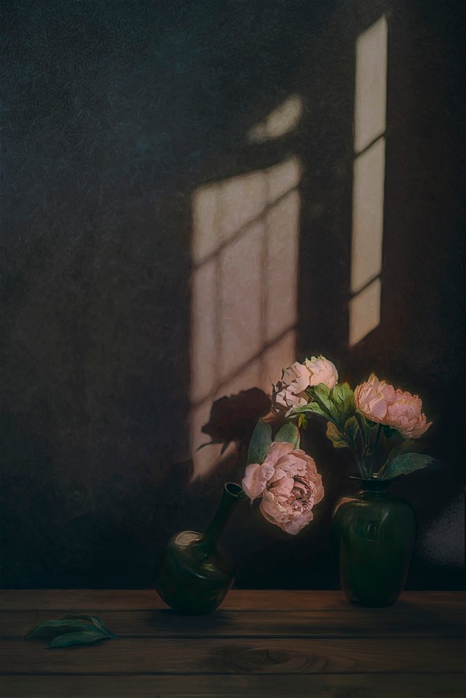 Stemningsfullt blomsterstilleben av Lydia Jacobs