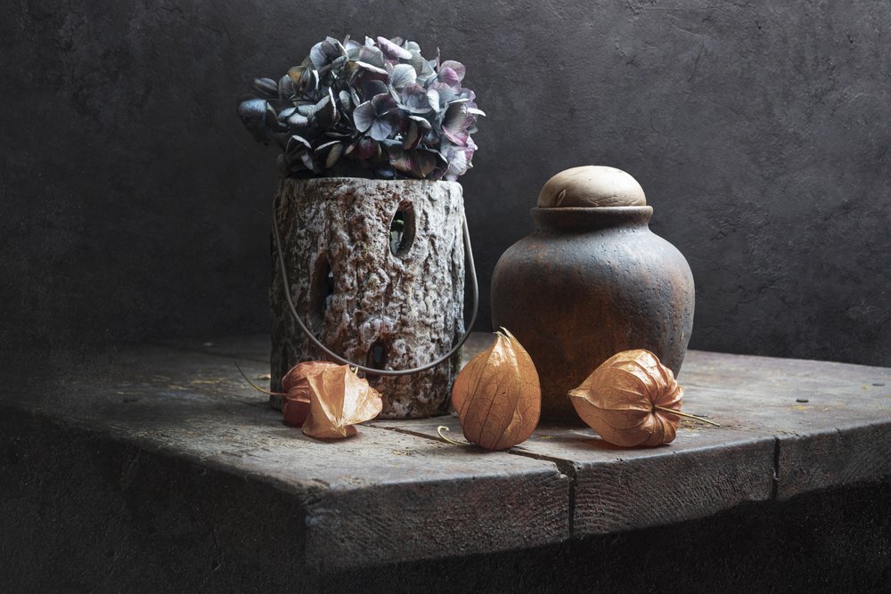 Vintage blomsterstilleben av OSAMA OMAR ALIE