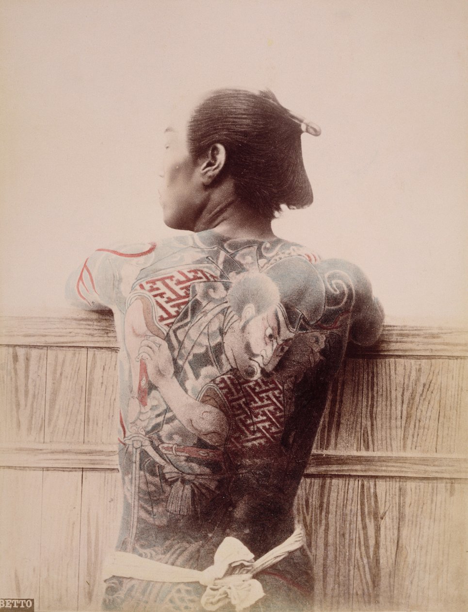 Japanske brudgommens tatoveringer, ca. 1880 av Unknown