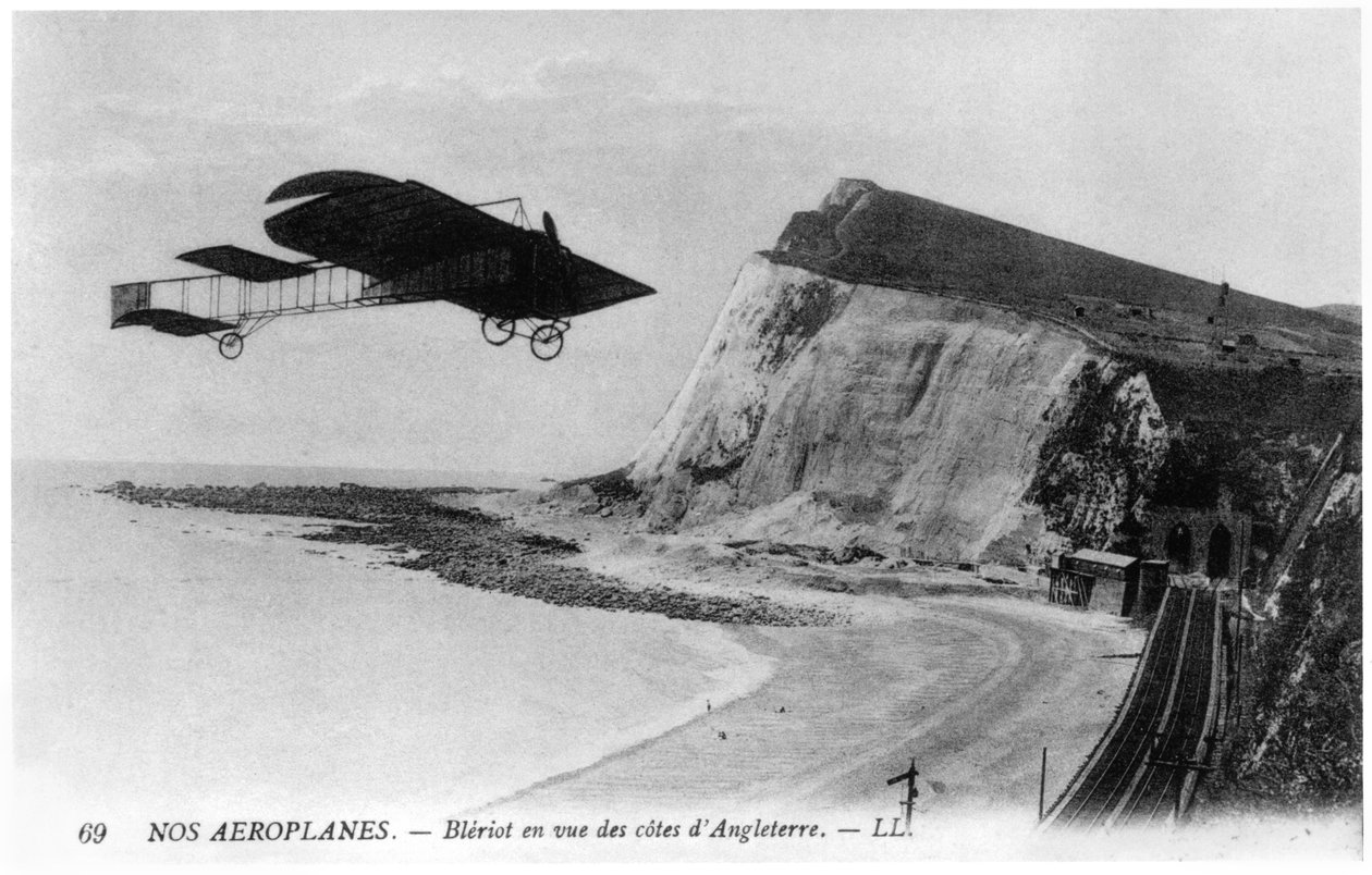 Louis Bleriot (1872-1936) krysser Den engelske kanal med fly, 25. juli 1909 av French Photographer