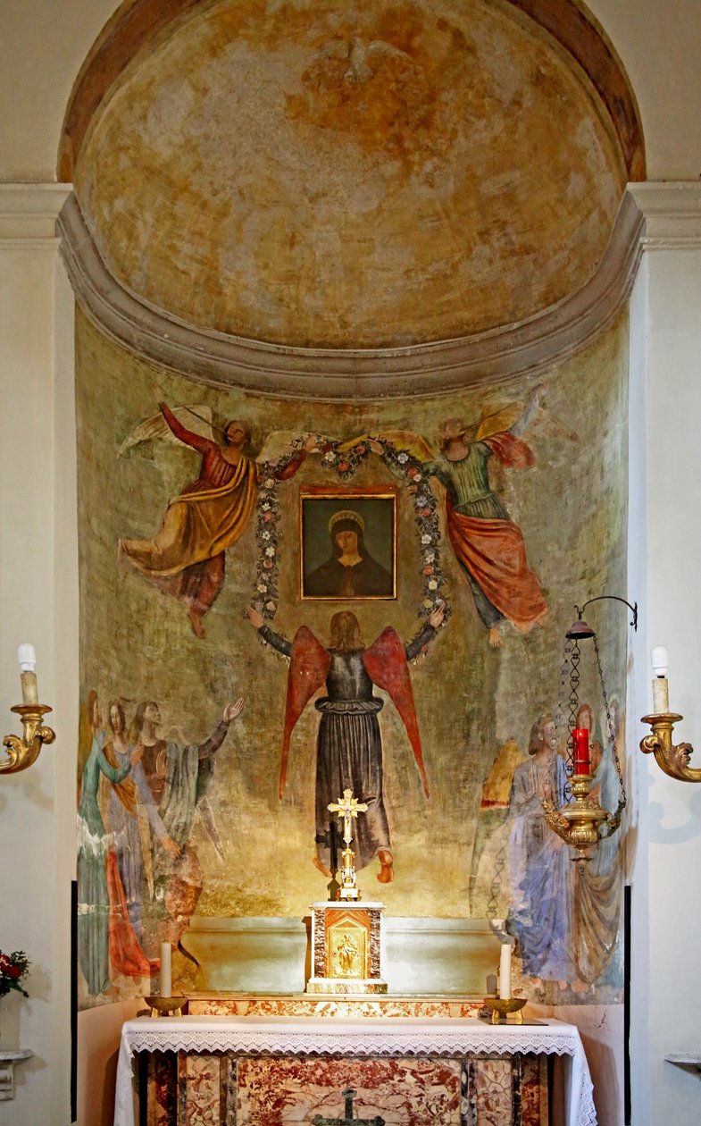 Alter med maleri av Jomfru Maria omgitt av engler av Unknown