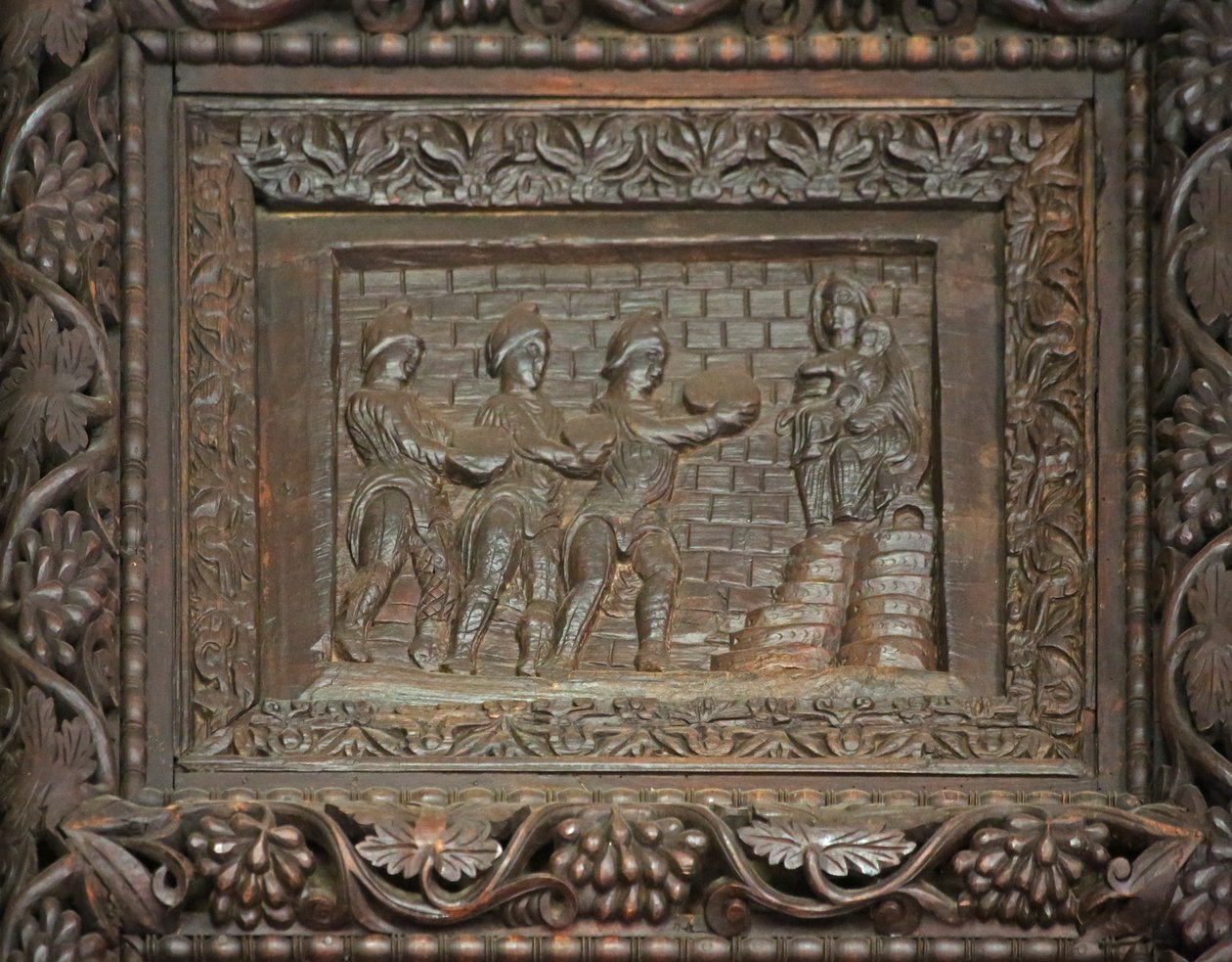 Panel fra 5C-døren: tilbedelsen av magi av Unknown