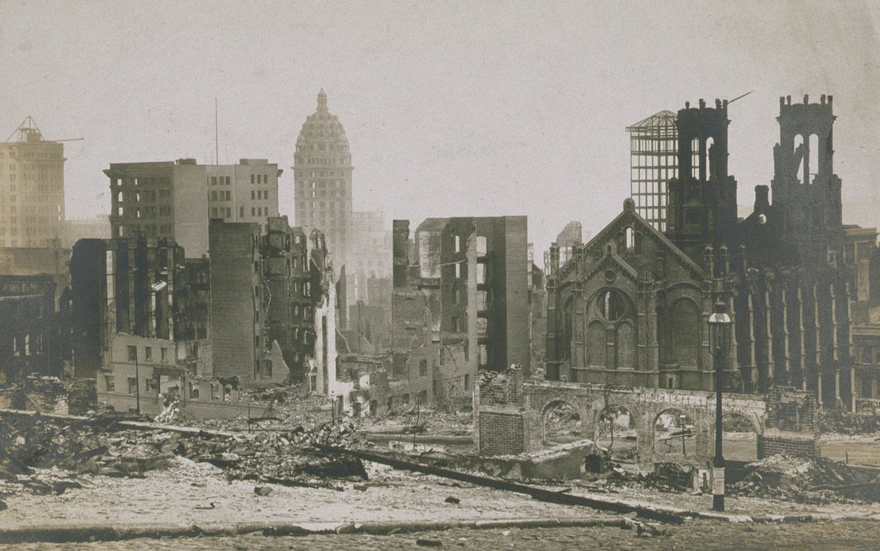 Bygninger i ruiner etter jordskjelvet og brannen i San Francisco, 1906 av American Photographer