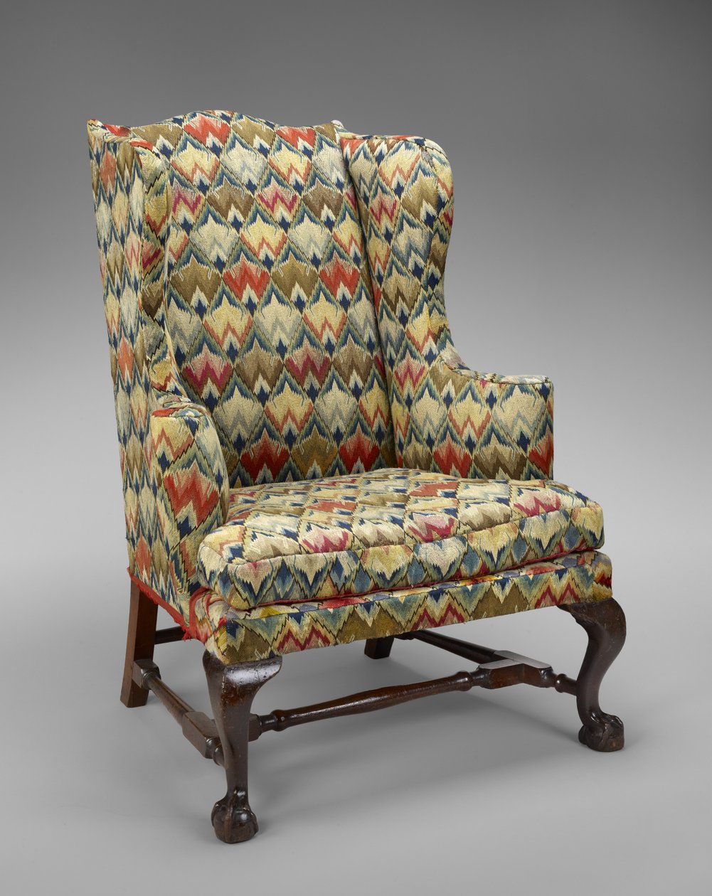 Easy Chair, 1750-1800 (mahogni; lønn, hvit furu og originalt ullhåndarbeid på linlerret) av American School