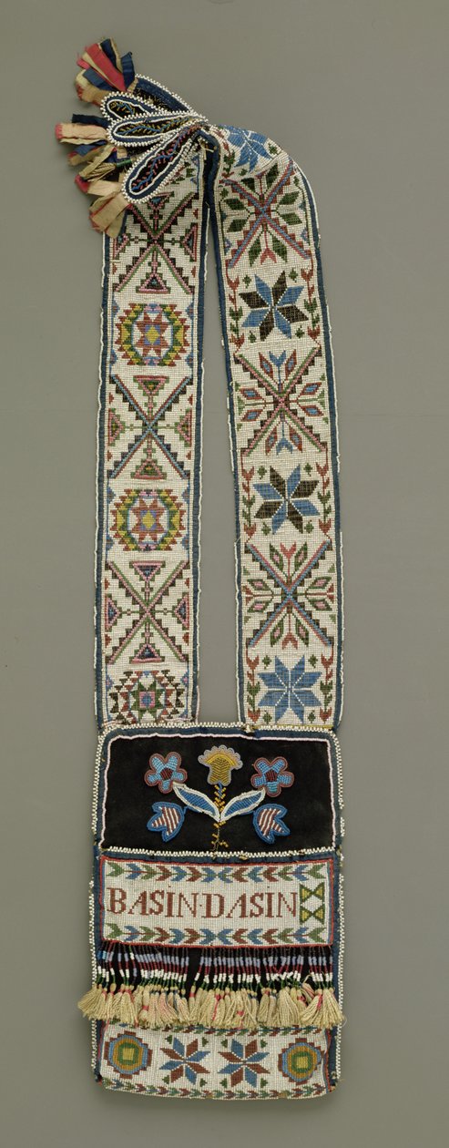 Skulderveske, Chippewa, indianer, ca. 1850 (ull, garn, bomull og tråd, silkebånd og glassperler) av American School