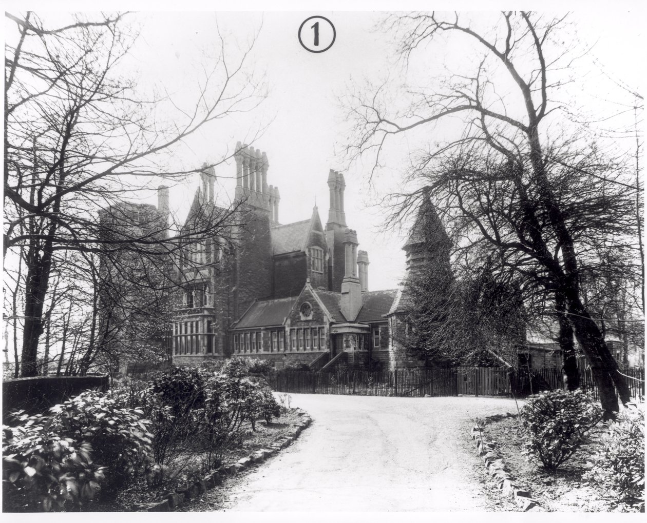Meanwood Towers, bygget 1867, 1950 av English Photographer