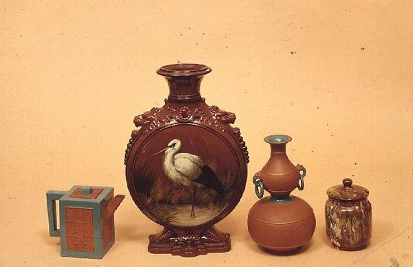 Watcombe keramikk pilegrimsflaske, krukke og lokk, ca. 1875 (keramikk) av English School