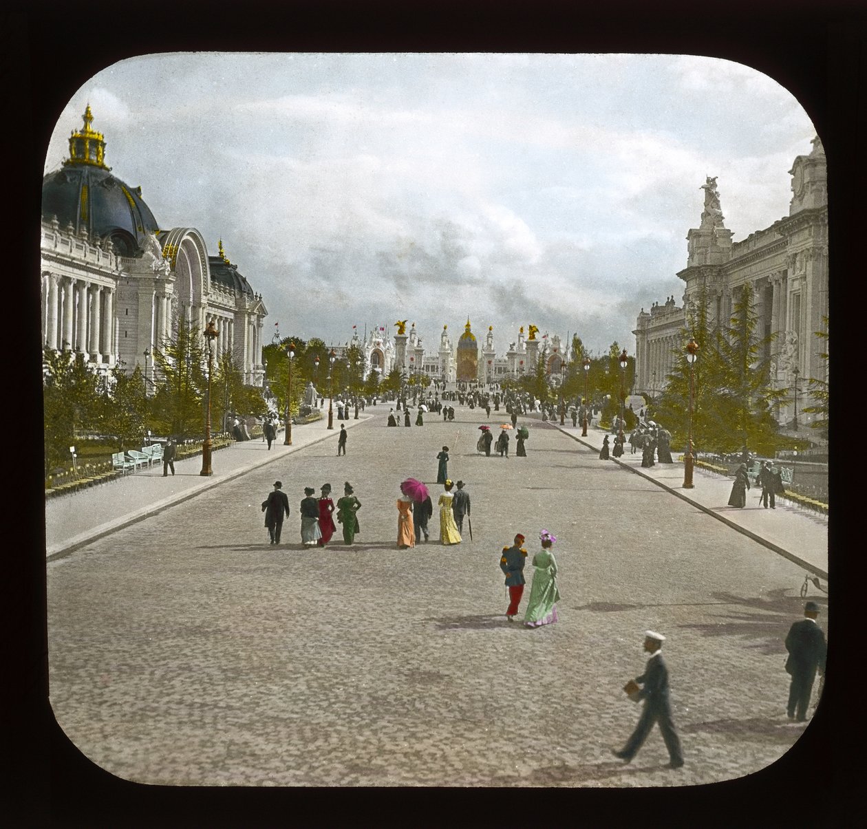 Paris-utstilling: Avenue Nicholas II, 1900 (lanternesklie) av French Photographer