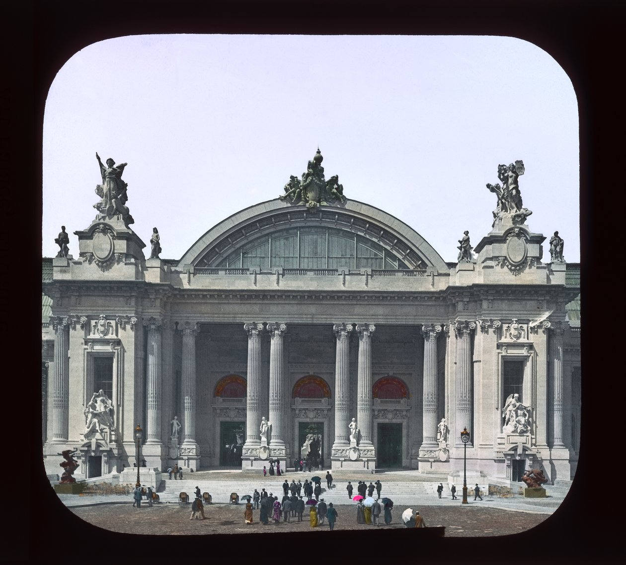 Paris-utstilling: Grand Palais, Paris, Frankrike, 1900 (lanternelys) av French Photographer