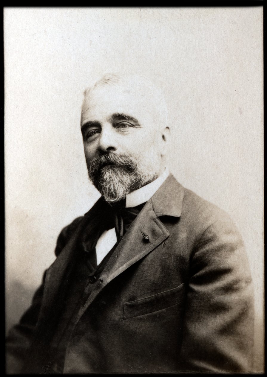 Portrett av Ernest Lauisse (1842-1922), fransk historiker. av French Photographer