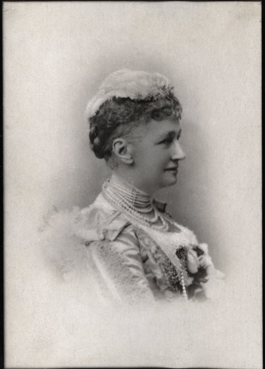 Portrett av Louise av Sverige (1851-1926), dronningkonsort av Danmark. av French Photographer