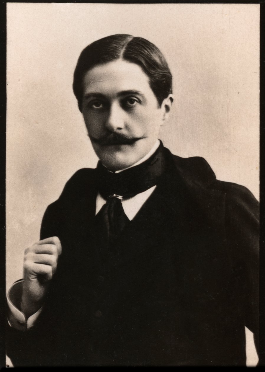 Portrett av Paul Hervieu (1857-1915), fransk dramatiker og romanforfatter. av French Photographer