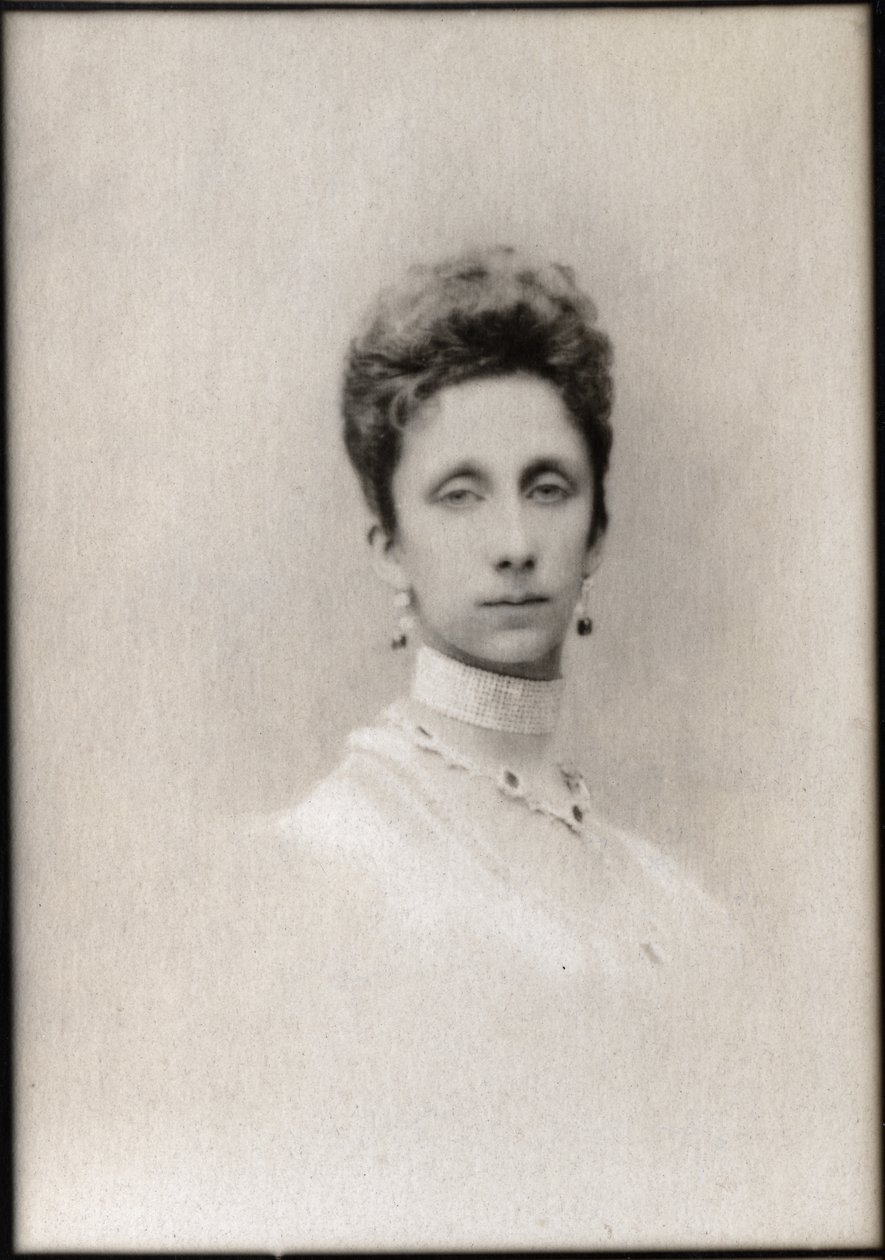 Portrett av prinsesse Maria Luisa av Bourbon Parma (1870-1899), prinsessekonsort av Bulgaria. av French Photographer