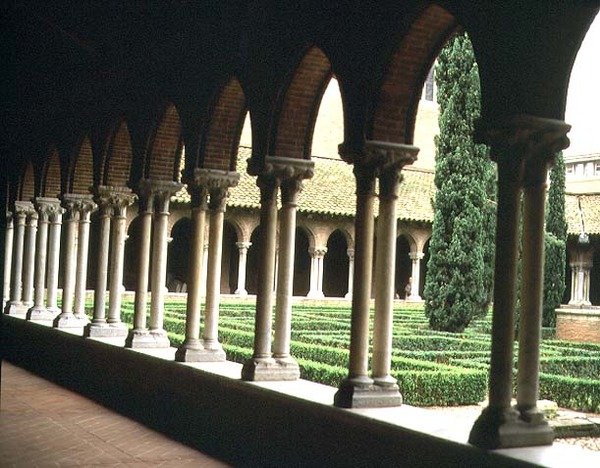 Klosterhagen, sett fra et av galleriene, 1265-98 av French School