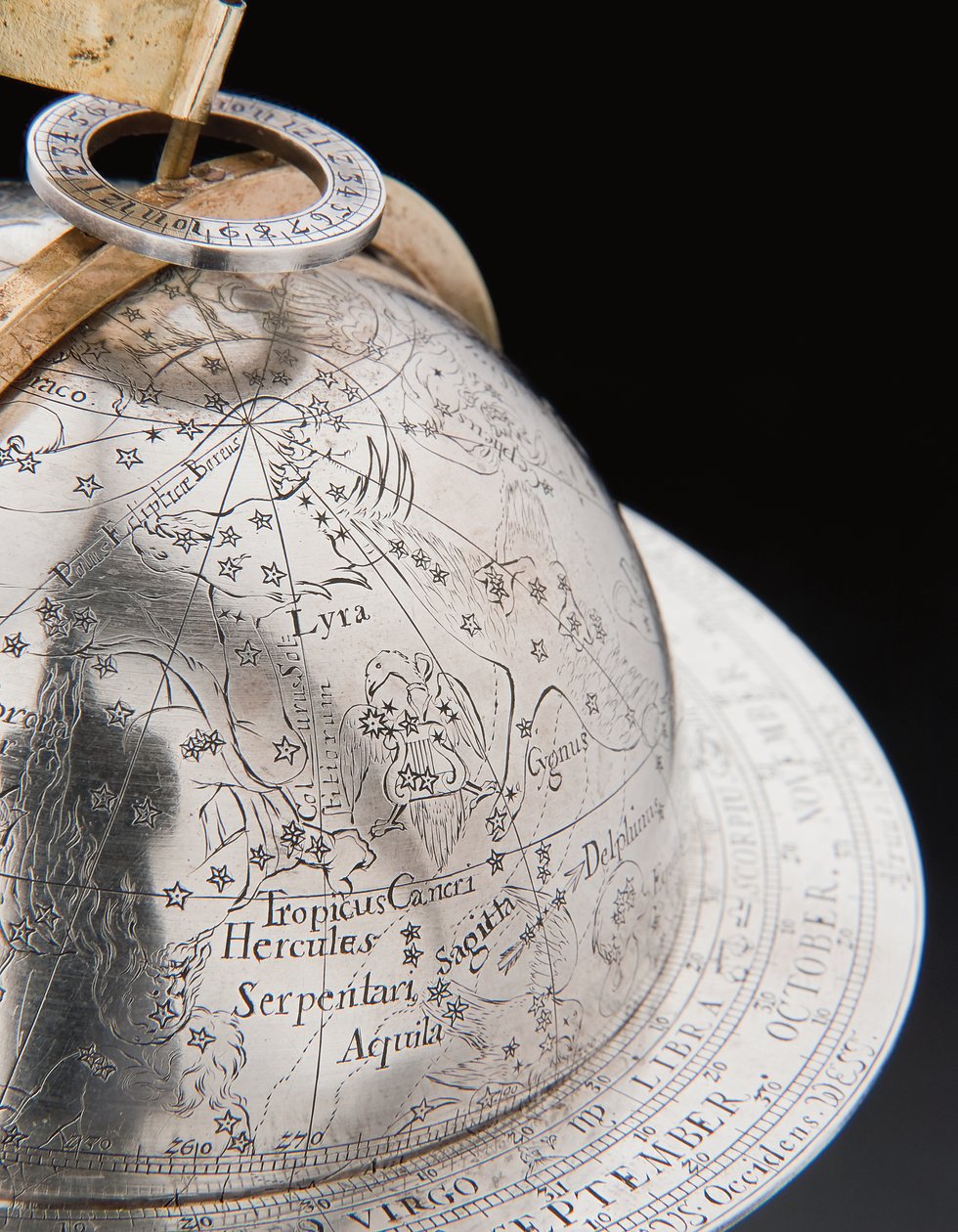 To eksepsjonelle jord- og himmelkloder, støttet av Hercules og Atlas, Augsburg av Abraham Drentwett