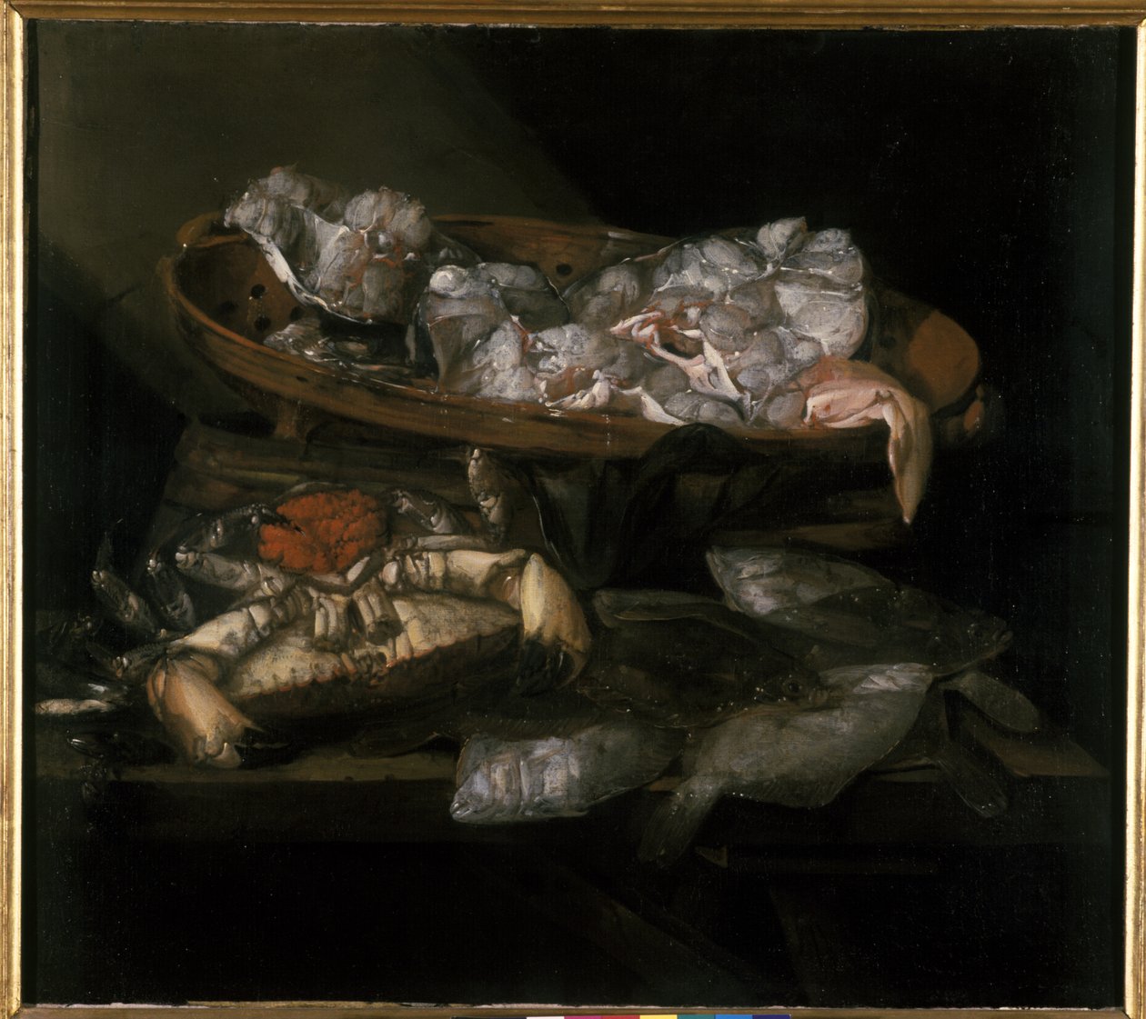 Stilleben med flatfisk og krabbe av Abraham Hendricksz van Beyeren