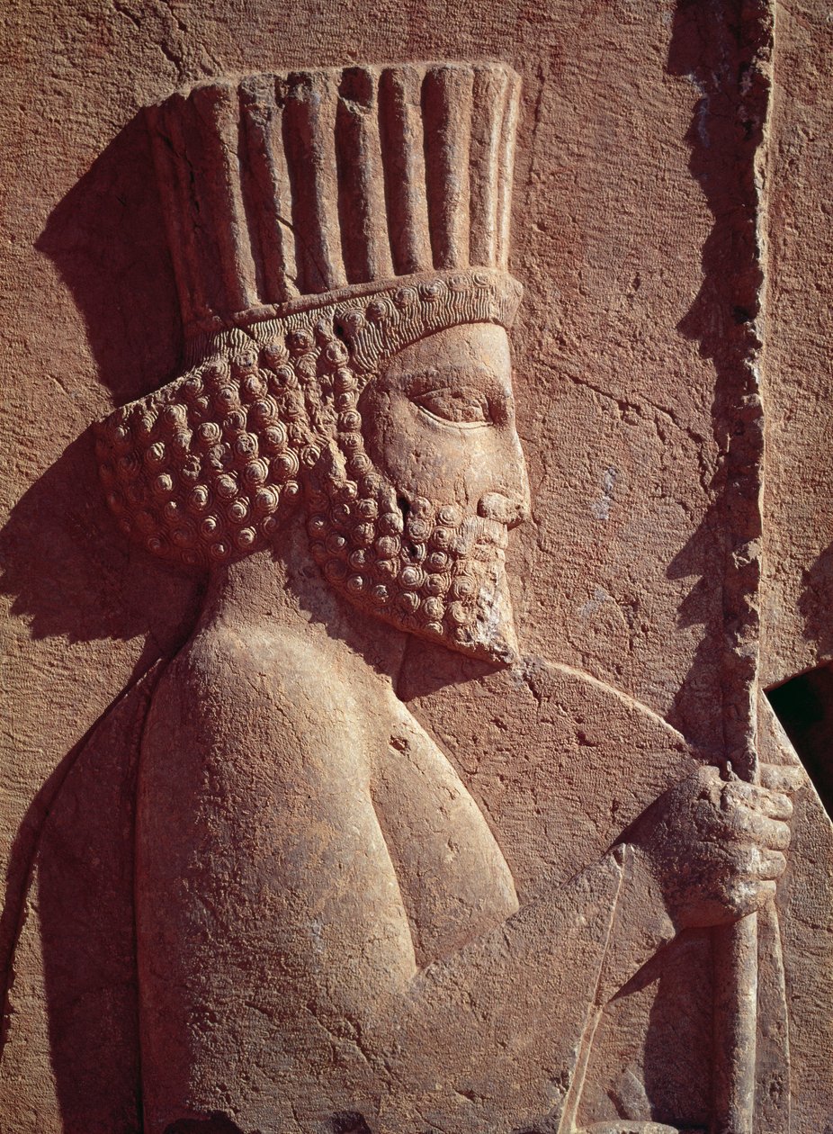 Detalj av en persisk soldat, fra reliefffrisen på østtrappen til Apadana (Audience Hall) Achaemenian period, ca. 515 f.Kr. (kalkstein) av Achaemenid