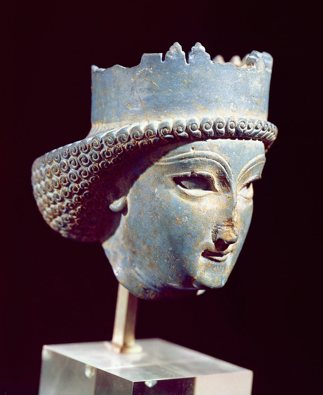 Hodet til en prins, fra Persepolis, 5.–4. århundre f.Kr. (lapis lazuli) av Achaemenid