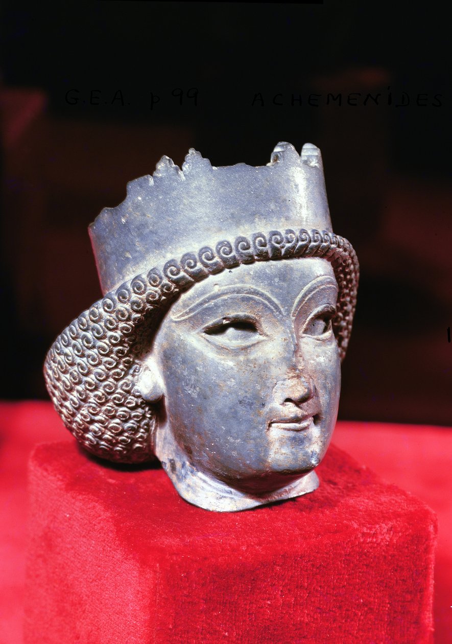 Hodet til en prins, fra Persepolis, 5.-4. århundre f.Kr. lapis lazuli se også 226189 av Achaemenid