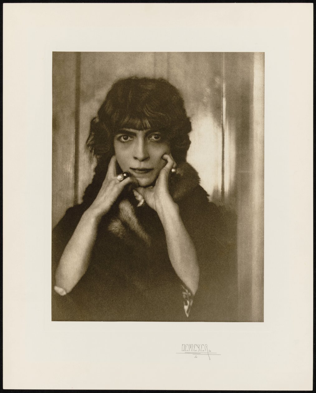 Portrett av Marchesa Luisa Casati av Adolf de Meyer