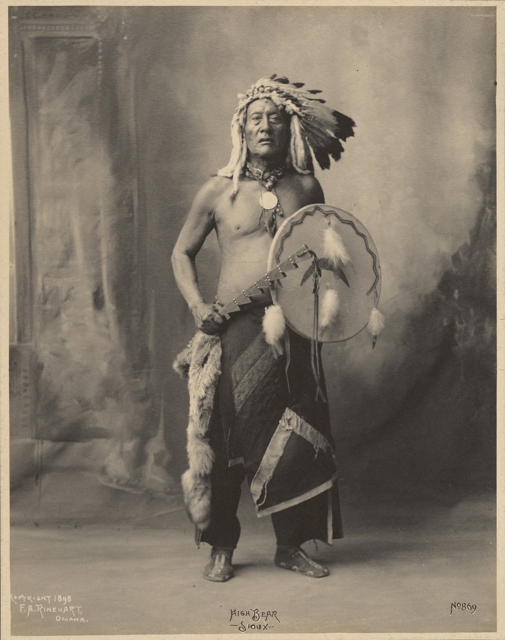  av Adolph F. Muhr