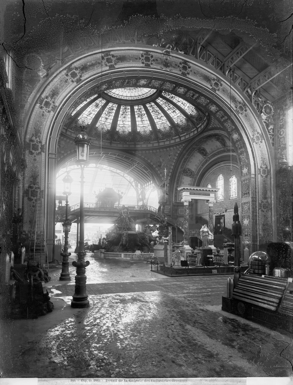 Detalj av Gallery of the Various Industries, Universal Exhibition, Paris, 1889 se også 217902 bw foto av Adolphe Giraudon