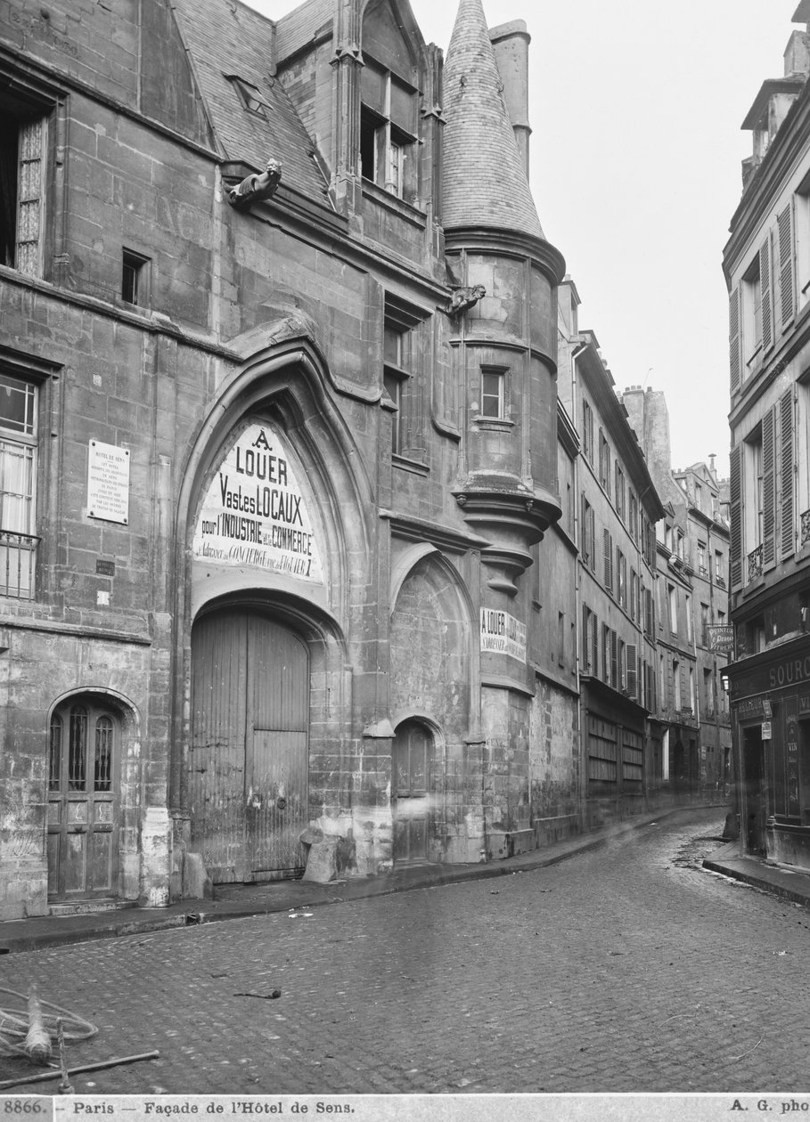 Hotel de Sens, slutten av 1800-tallet - begynnelsen av 1900-tallet (se også 345988) av Adolphe Giraudon