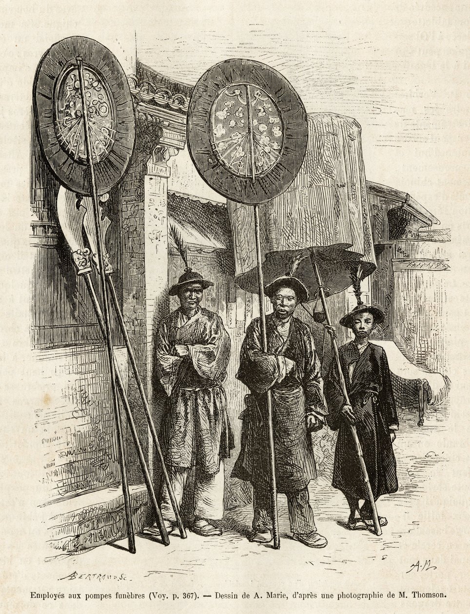 Tre begravelsesarbeidere i Pekin. Gravering etter A.Maries tegning, for å illustrere reisen til Pekin og Nord-Kina, av T.Choutze, i 1873, publisert i “” Le tour du monde””” 1876, redigert av Edouard Charton, utgave Hachette, Paris. Selva samling. av Adrien Emmanuel Marie