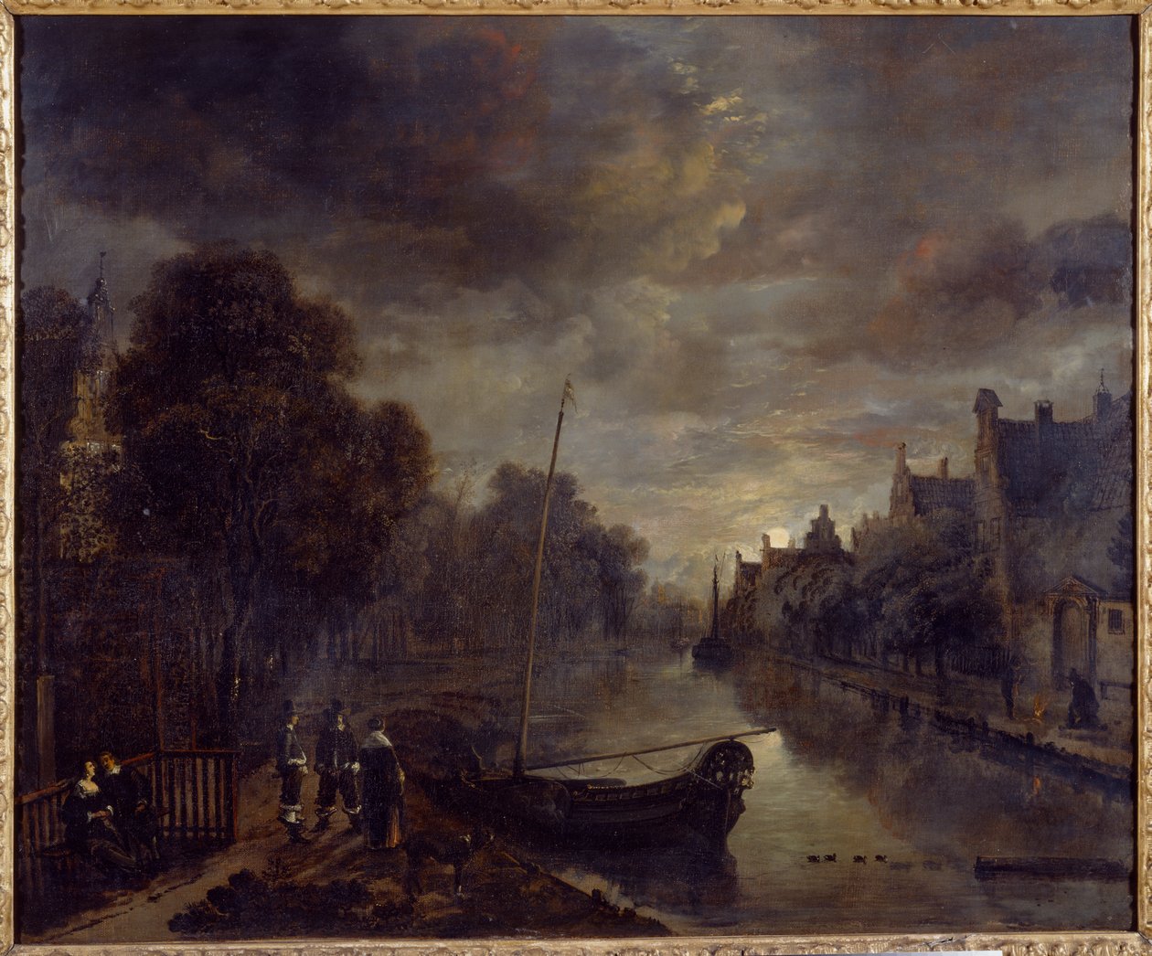 En kanal i en nederlandsk by av Moonlight (olje på lerret) av Aert van der Neer
