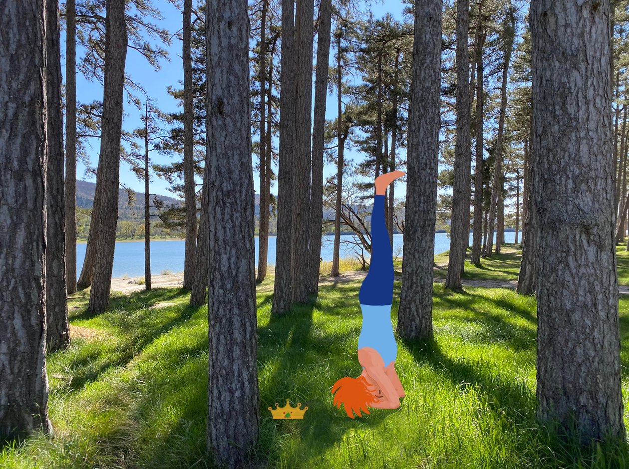 Sirsasana, 2023 (digital kunst på fotografi) av Agnes Girardon