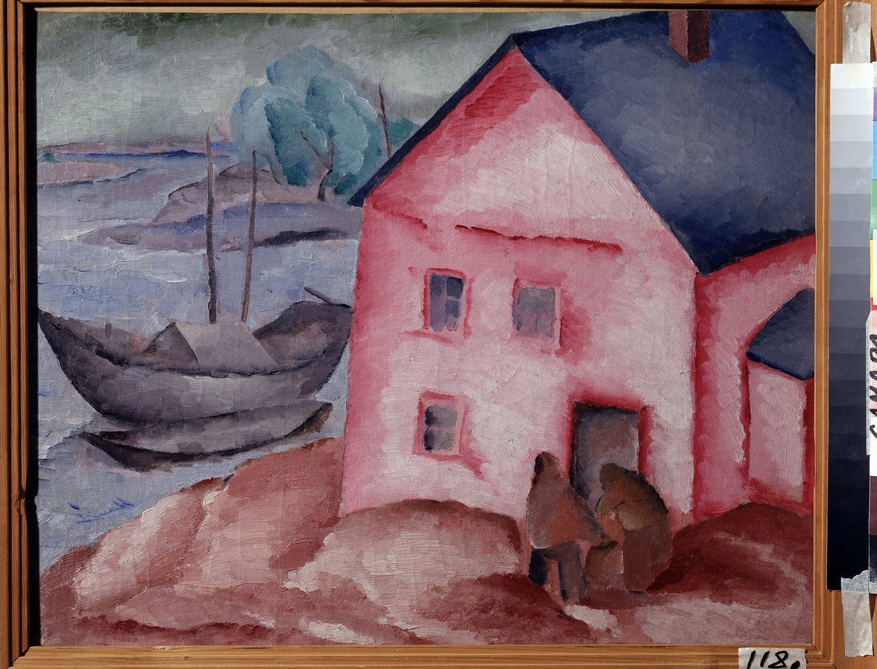 Et rosa hus nær elven (A Pink House at the River). Med et par, en båt og en fortøyd båt. Maleri av Alexei Ilyich Kravchenko (1889-1940), olje på lerret av Aleksey Kravchenko