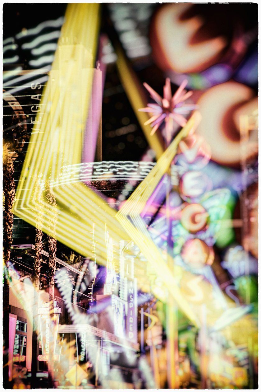 Magnetiske felt i Vegas, 2020 (bilde) av Alex Caminker