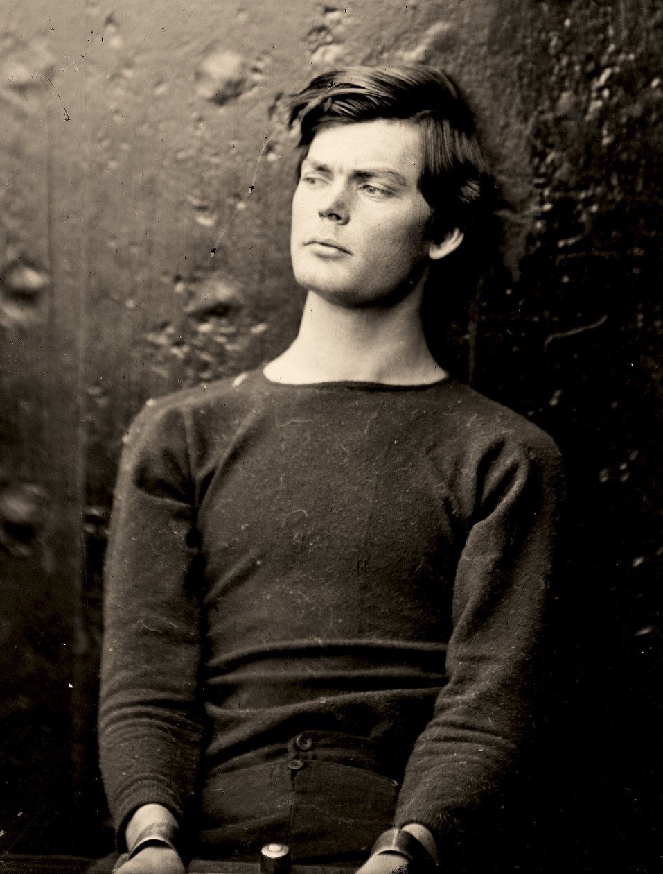 Lewis Powell i håndleddsjern ombord på USS Saugus, 1865 av Alexander Gardner