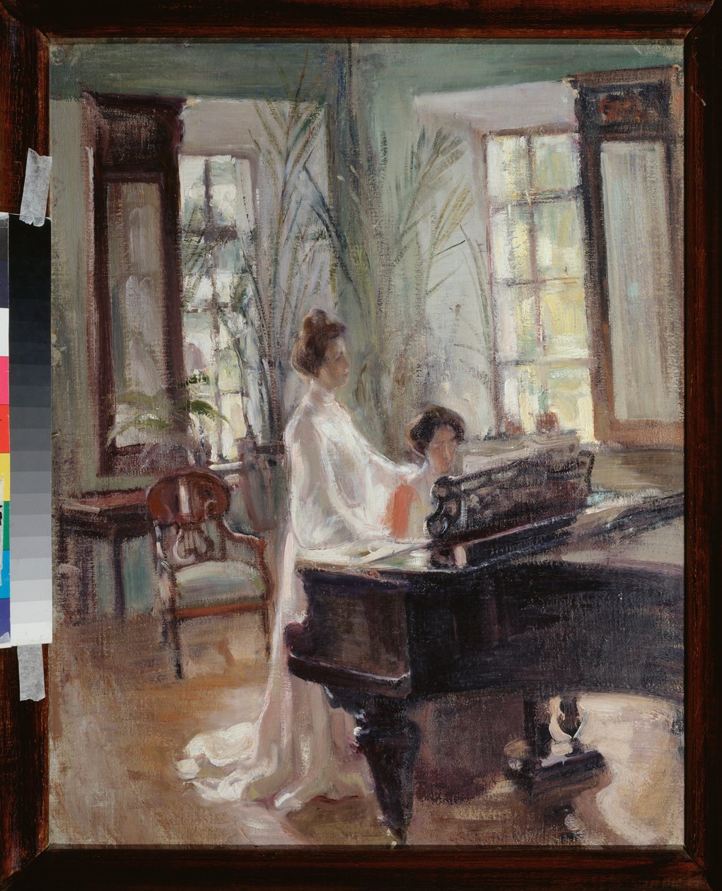 Dans le salon de reception (I et mottaksrom) - To kvinner lager musikk, synger og spiller piano - Verk av Alexander Valentinovich Sredin (Sredine) (1872-1934), olje på papp - russisk kunst sent 1800-begynnelsen av 1900-tallet, modernisme - Regional Ar av Alexander Sredin