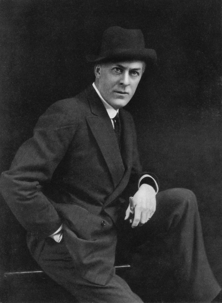Sir George Alexander 1858-1918, teatralsk skuespiller-manager, 1911-1912. av Alfred Ellis and Walery